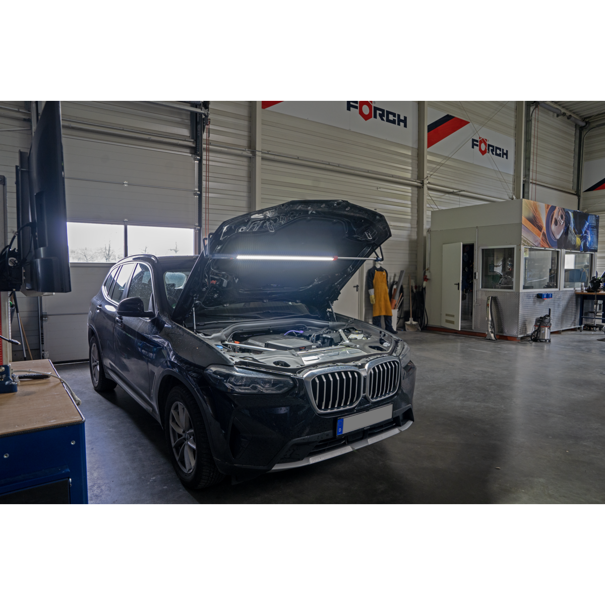 LED Aku svjetiljka za prostor motora 360° - Slika 2